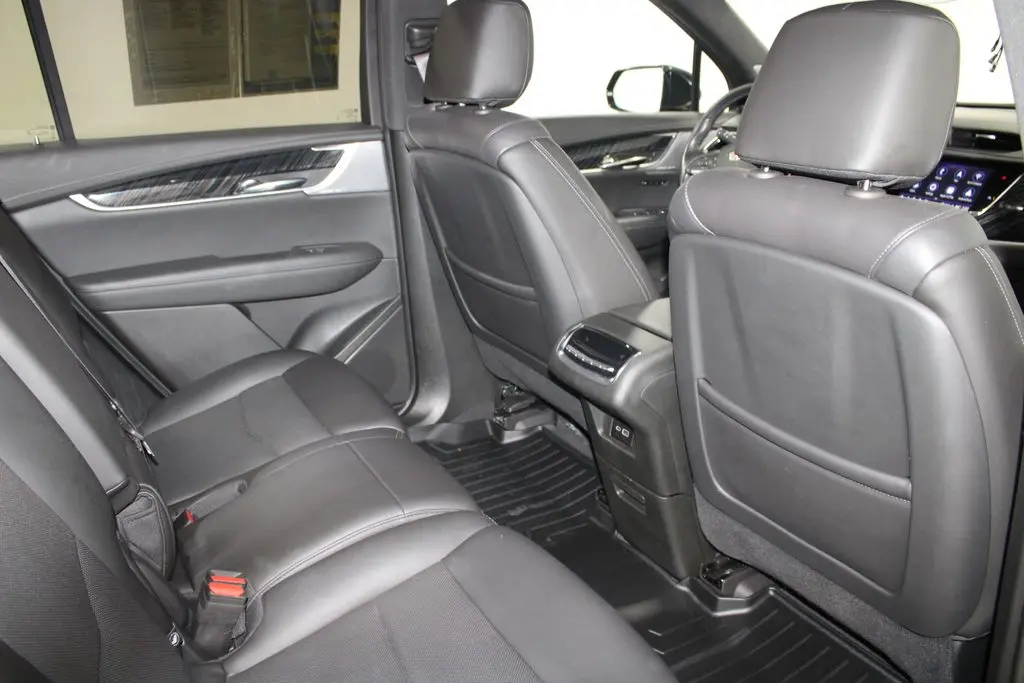 2024 Cadillac XT6 - $38,218