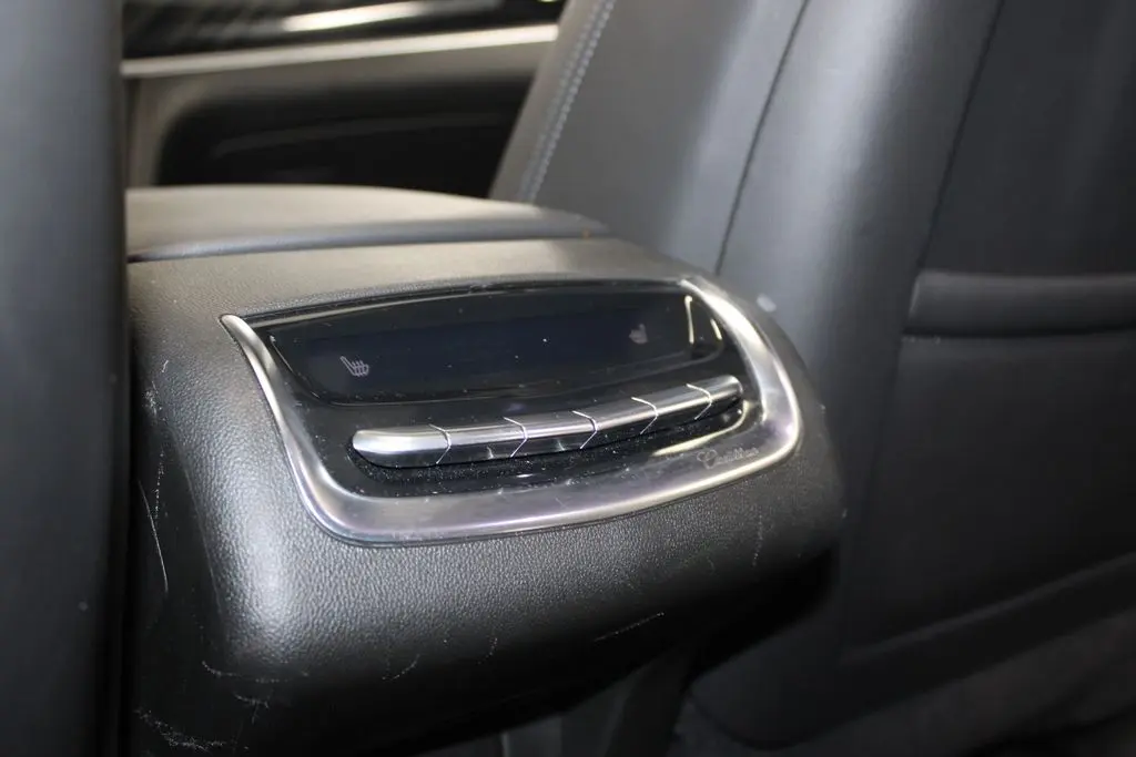 2024 Cadillac XT6 - $38,218