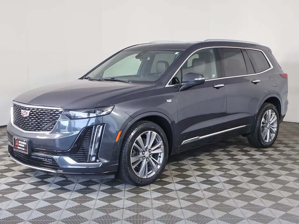 2023 Cadillac XT6 - $32,599