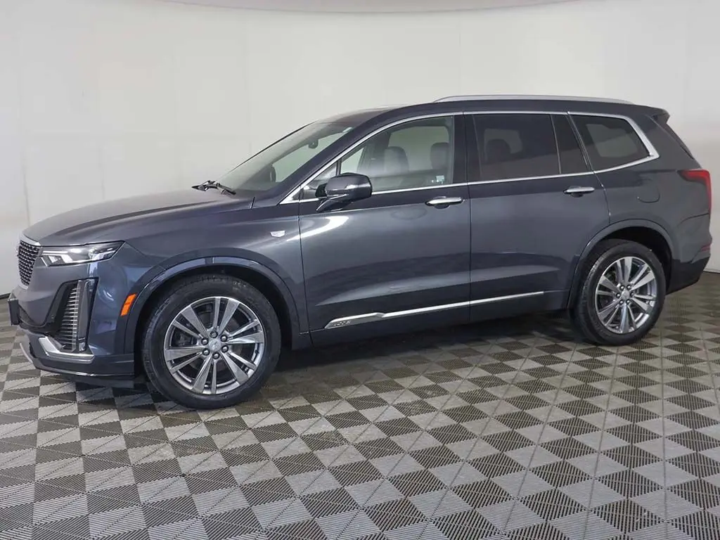 2023 Cadillac XT6 - $32,599