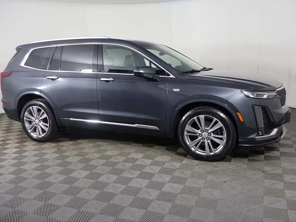 2023 Cadillac XT6 - $32,599