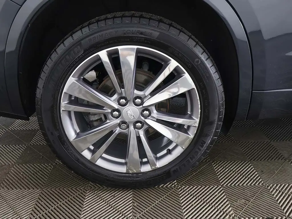 2023 Cadillac XT6 - $32,599