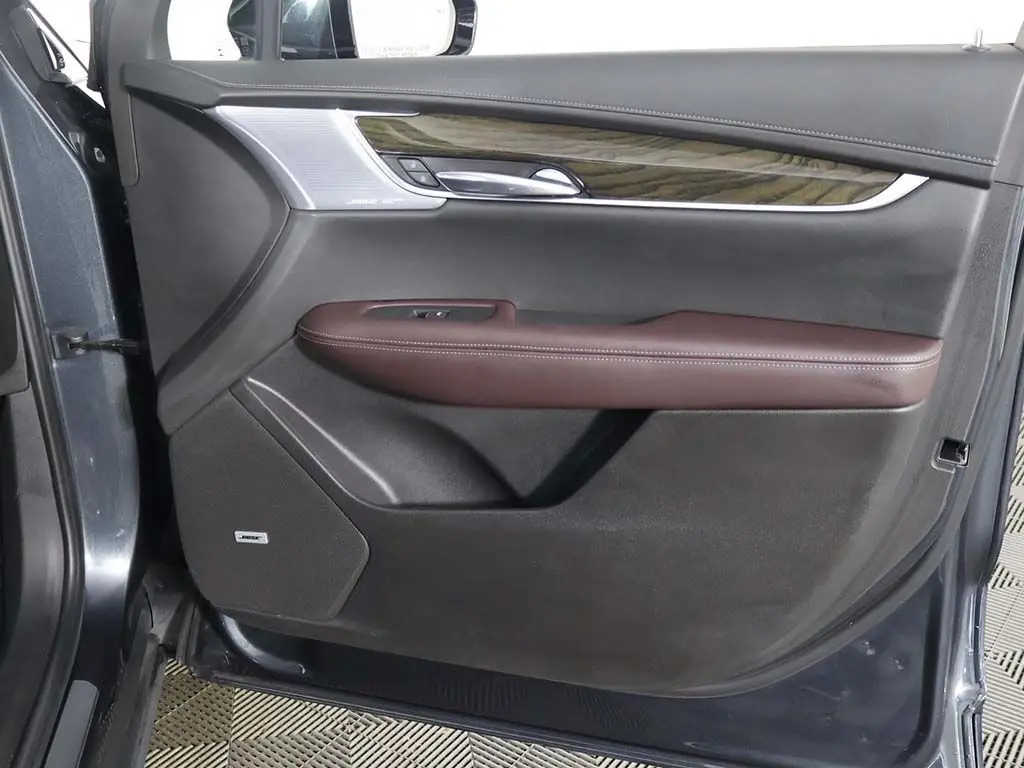 2023 Cadillac XT6 - $32,599