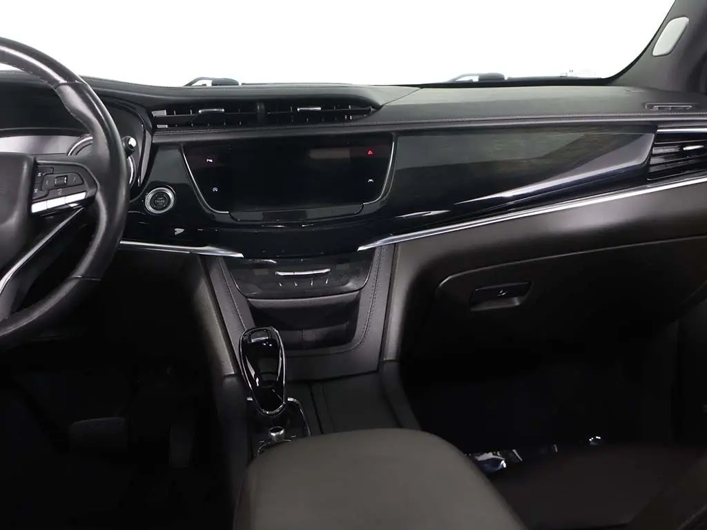 2023 Cadillac XT6 - $32,599