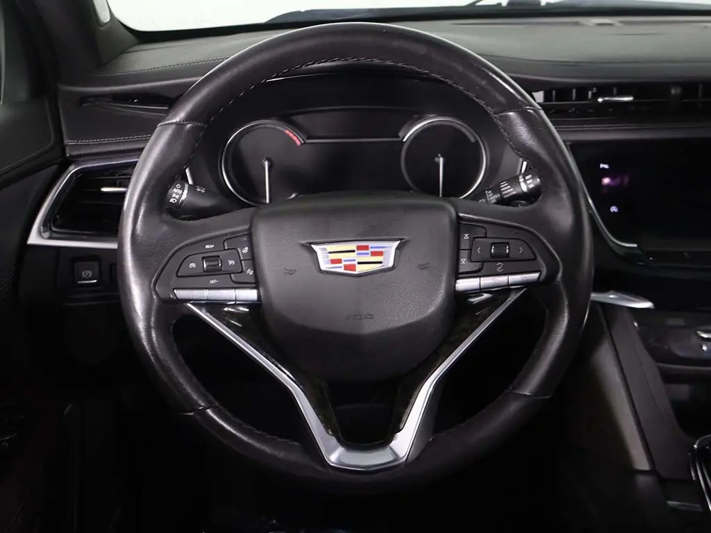 2023 Cadillac XT6 - $32,599