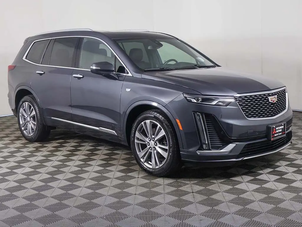 2023 Cadillac XT6 - $32,599
