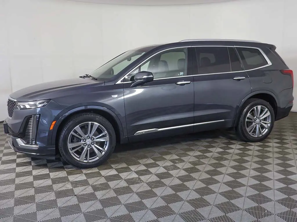 2023 Cadillac XT6 - $32,599