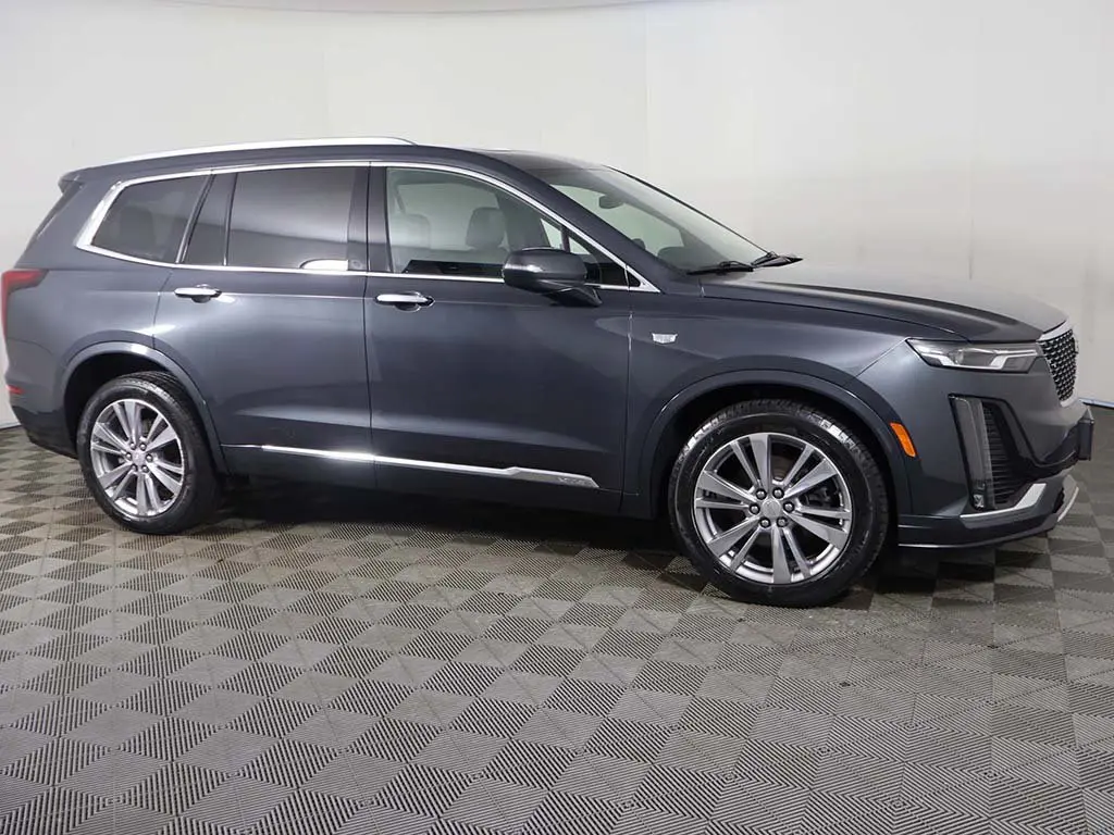 2023 Cadillac XT6 - $32,599