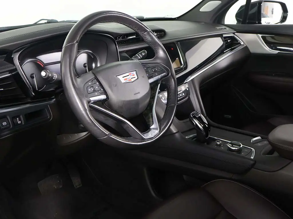 2023 Cadillac XT6 - $32,599