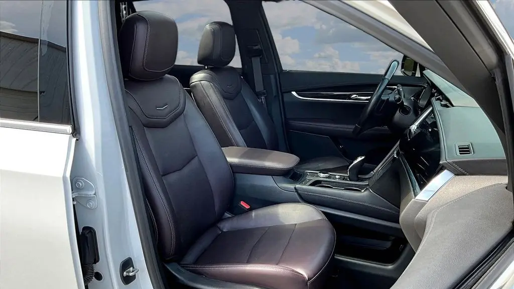2021 Cadillac XT6 Premium Luxury