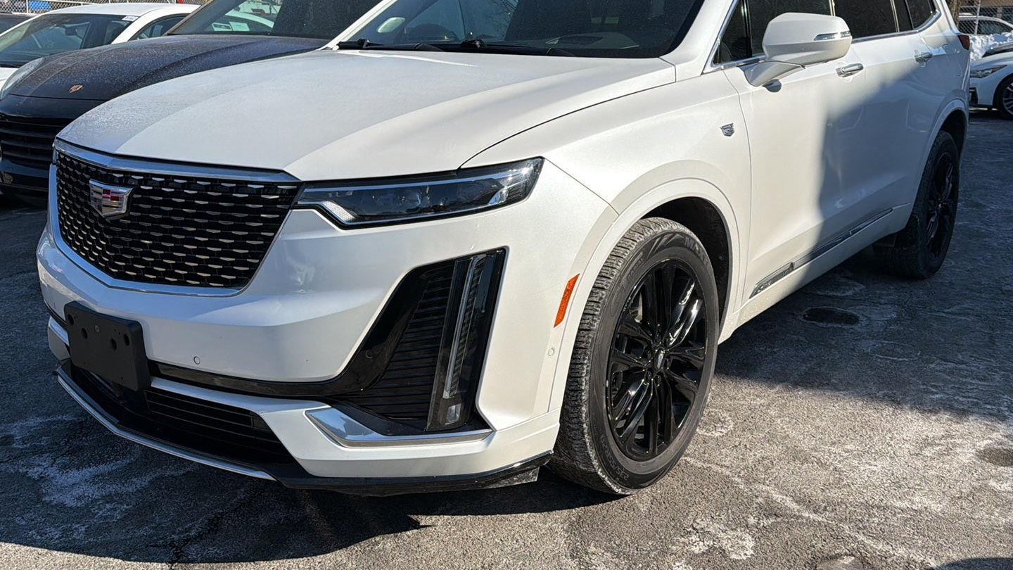 2023 Cadillac XT6 Premium Luxury