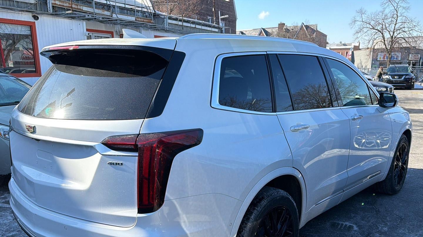 2023 Cadillac XT6 Premium Luxury