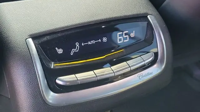 2025 Cadillac XT6 Premium Luxury