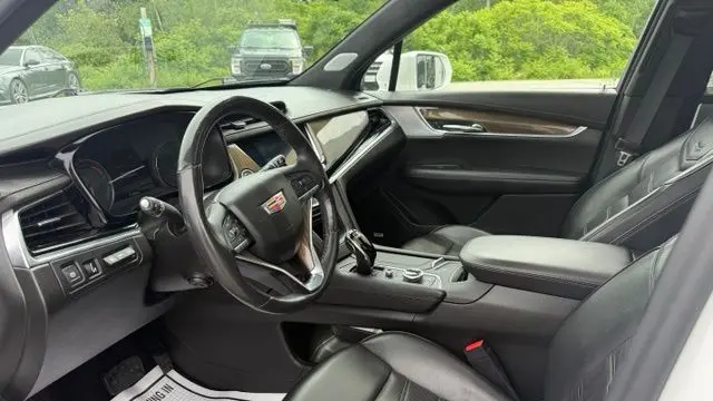 2020 Cadillac XT6 Premium Luxury