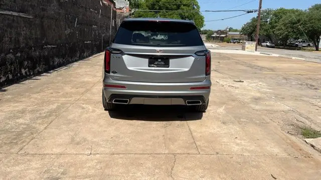 2023 Cadillac XT6 Sport