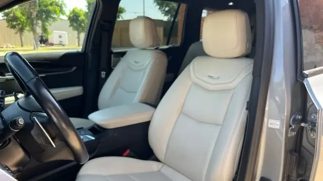 2023 Cadillac XT6 Sport