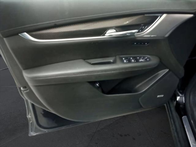 2021 Cadillac XT6 - $32,499