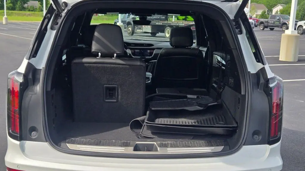 2024 Cadillac XT6 Sport