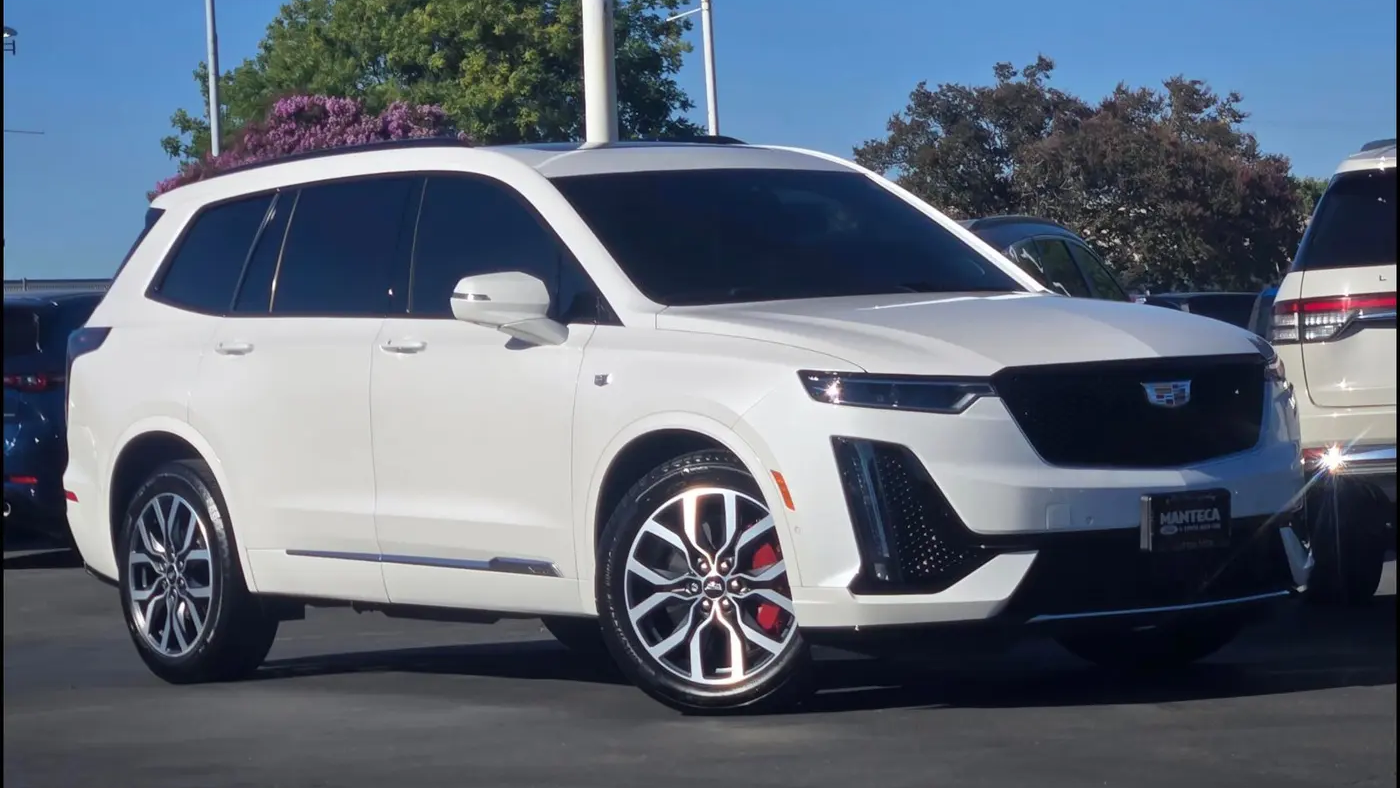 Preowned 2025 Cadillac XT6 Sport for Sale