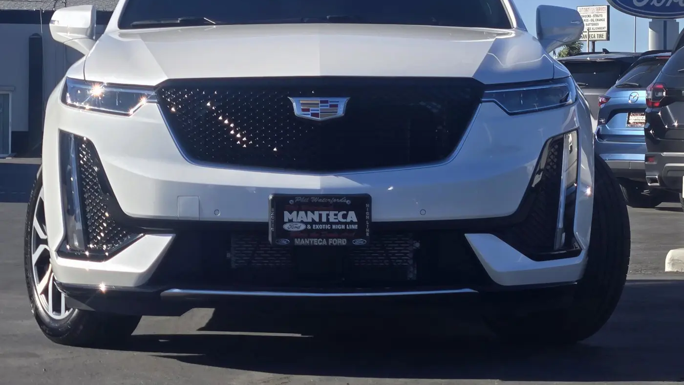 2025 Cadillac XT6 Sport