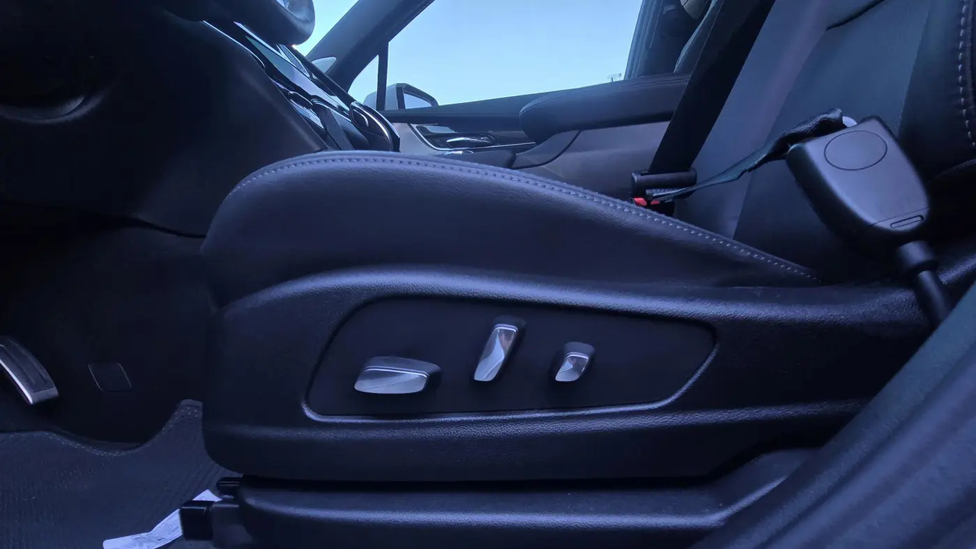 2025 Cadillac XT6 Sport