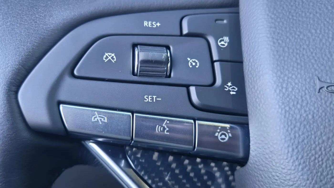 2025 Cadillac XT6 Sport