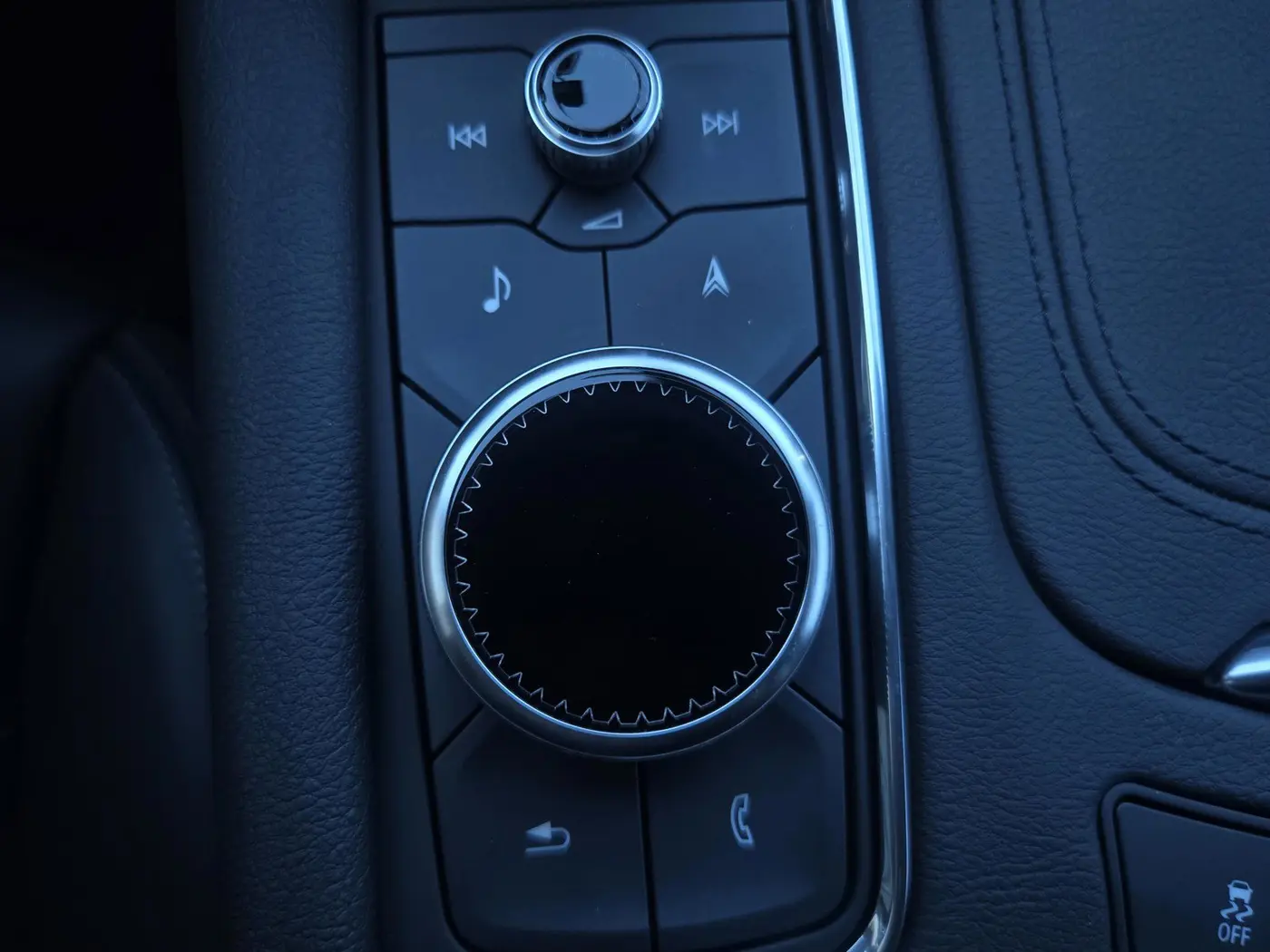 2025 Cadillac XT6 - $58,988