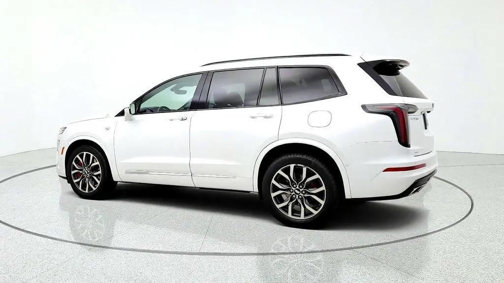2024 Cadillac XT6 - $41,795