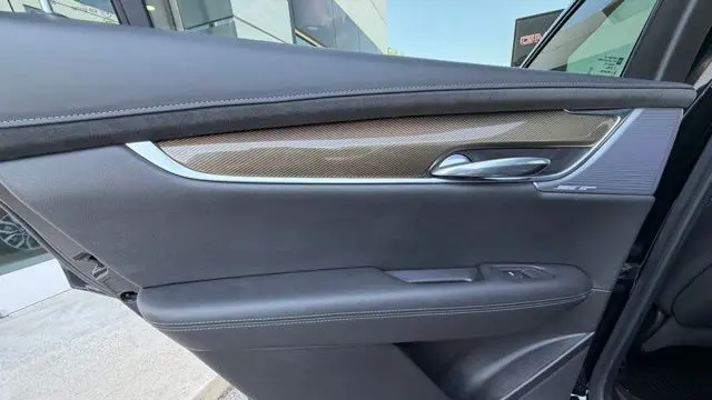2022 Cadillac XT6 Sport