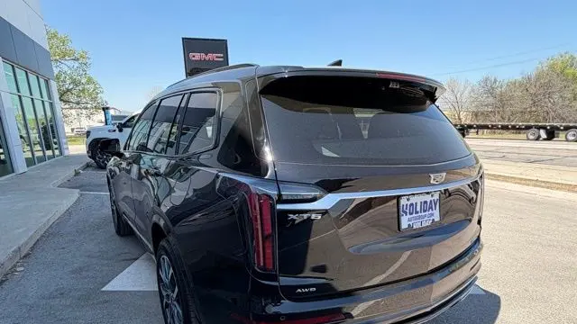 2022 Cadillac XT6 Sport