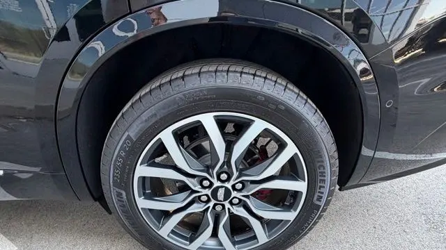 2022 Cadillac XT6 Sport