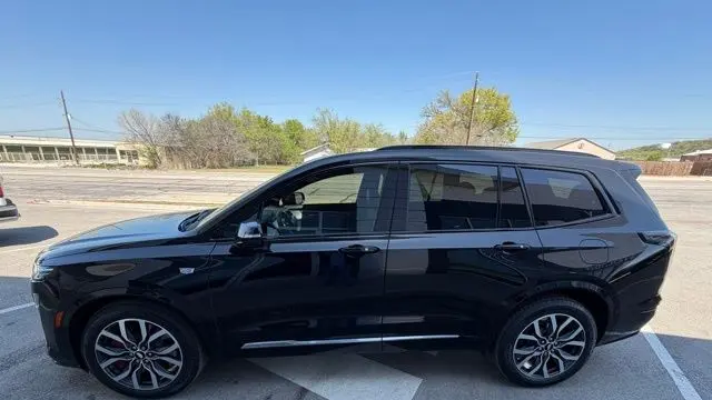 2022 Cadillac XT6 Sport