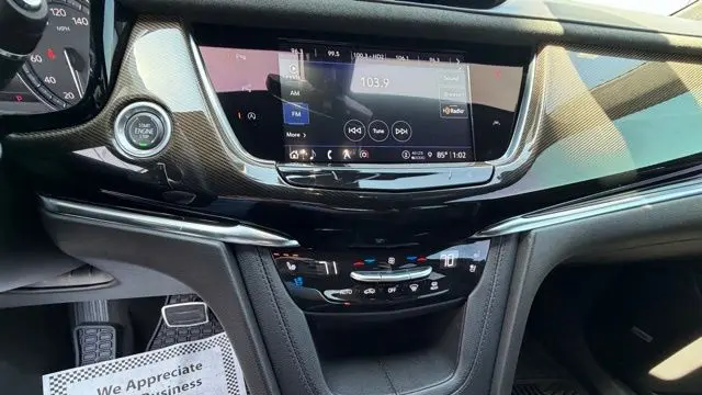 2022 Cadillac XT6 Sport