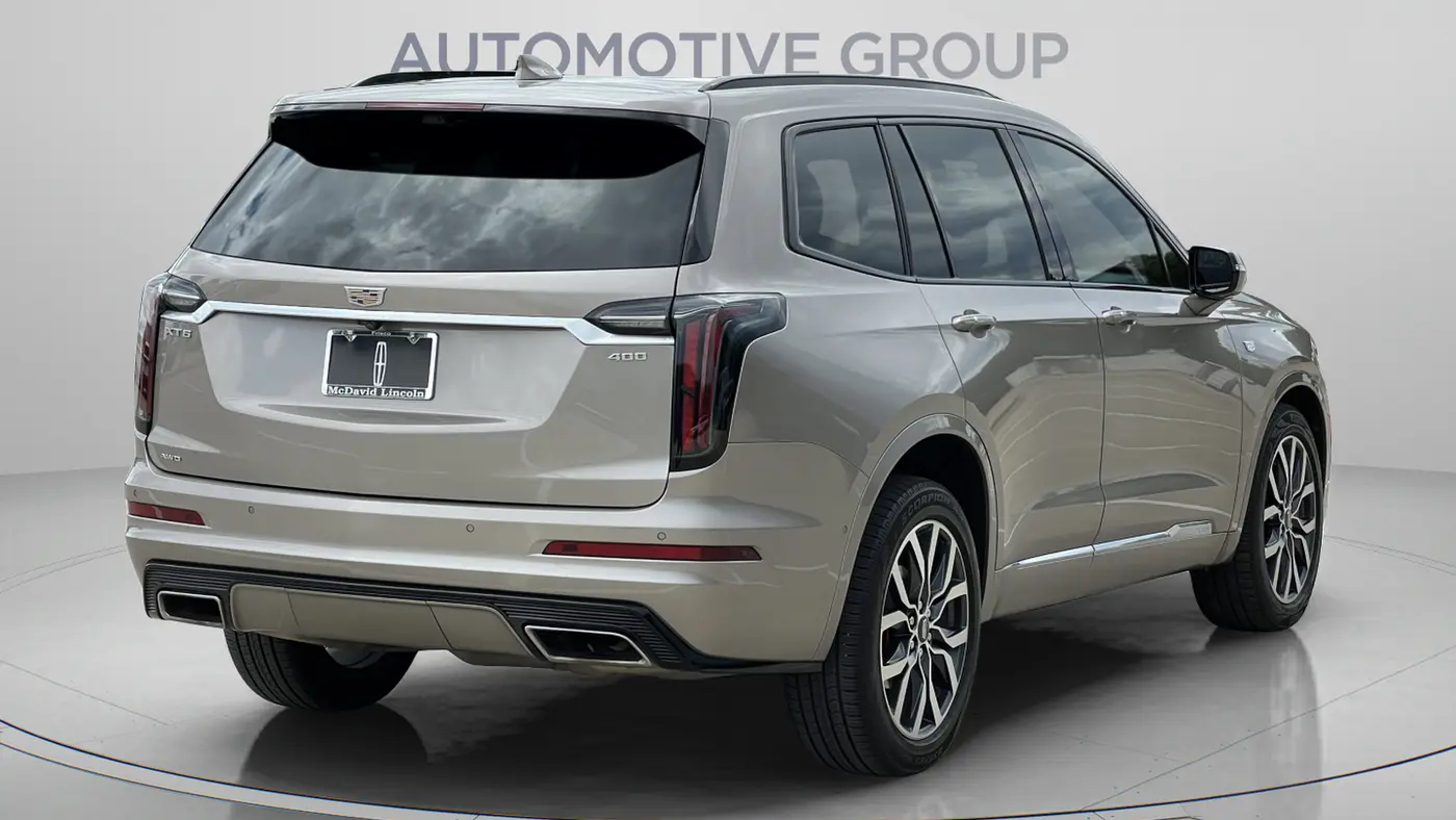 2023 Cadillac XT6 Sport