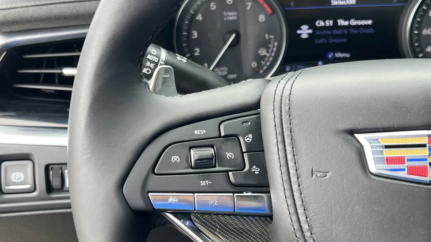 2023 Cadillac XT6 Sport