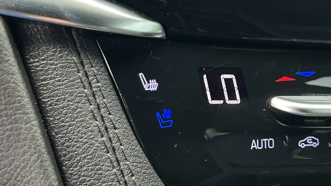 2023 Cadillac XT6 Sport