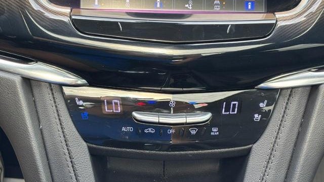 2023 Cadillac XT6 Sport