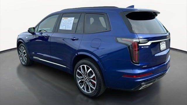 2025 Cadillac XT6 Sport