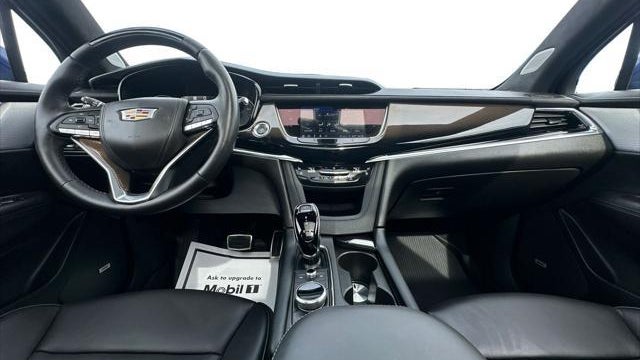 2025 Cadillac XT6 Sport