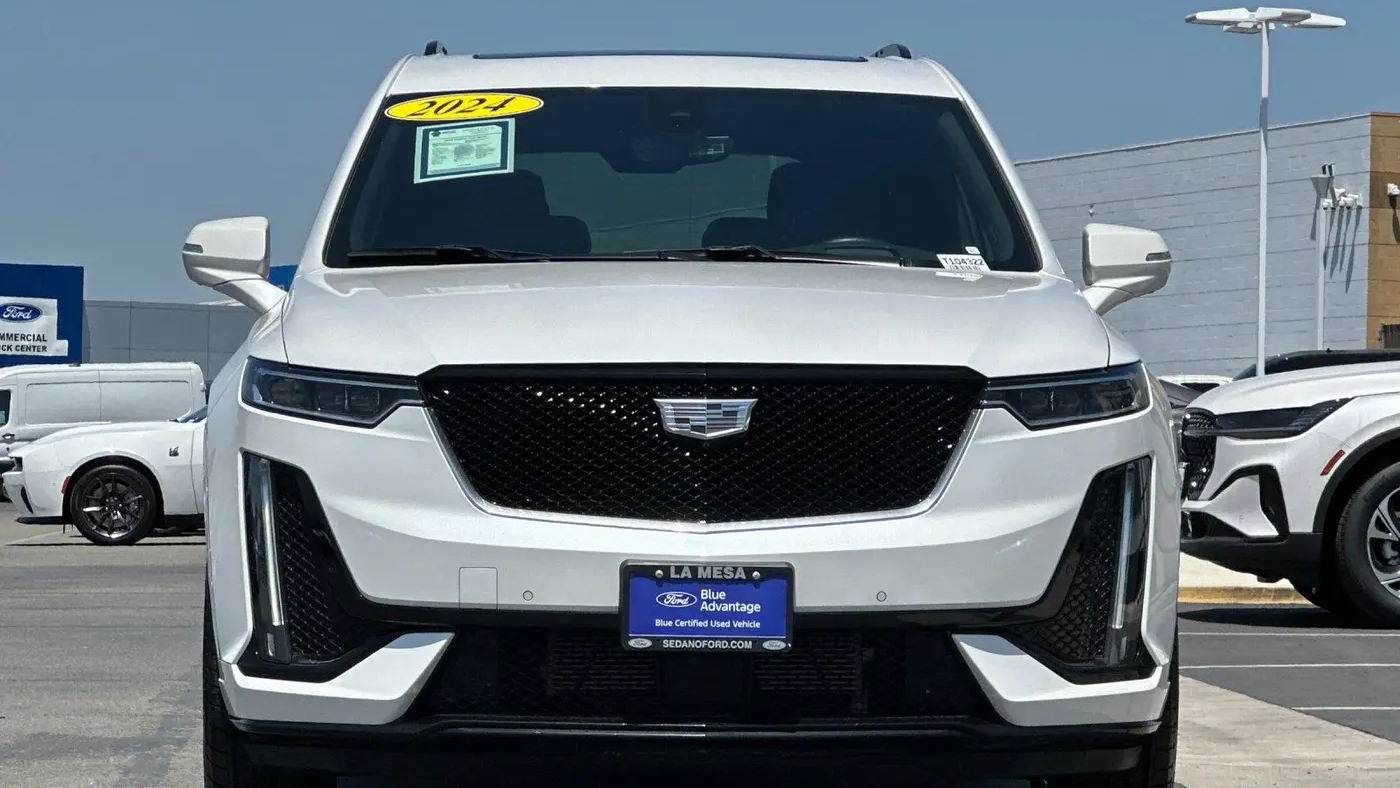 2024 Cadillac XT6 Sport