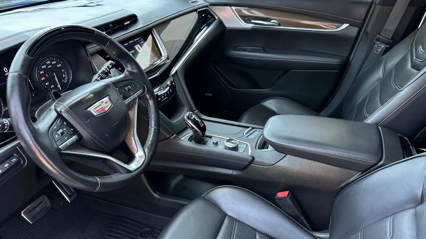 2024 Cadillac XT6 Sport