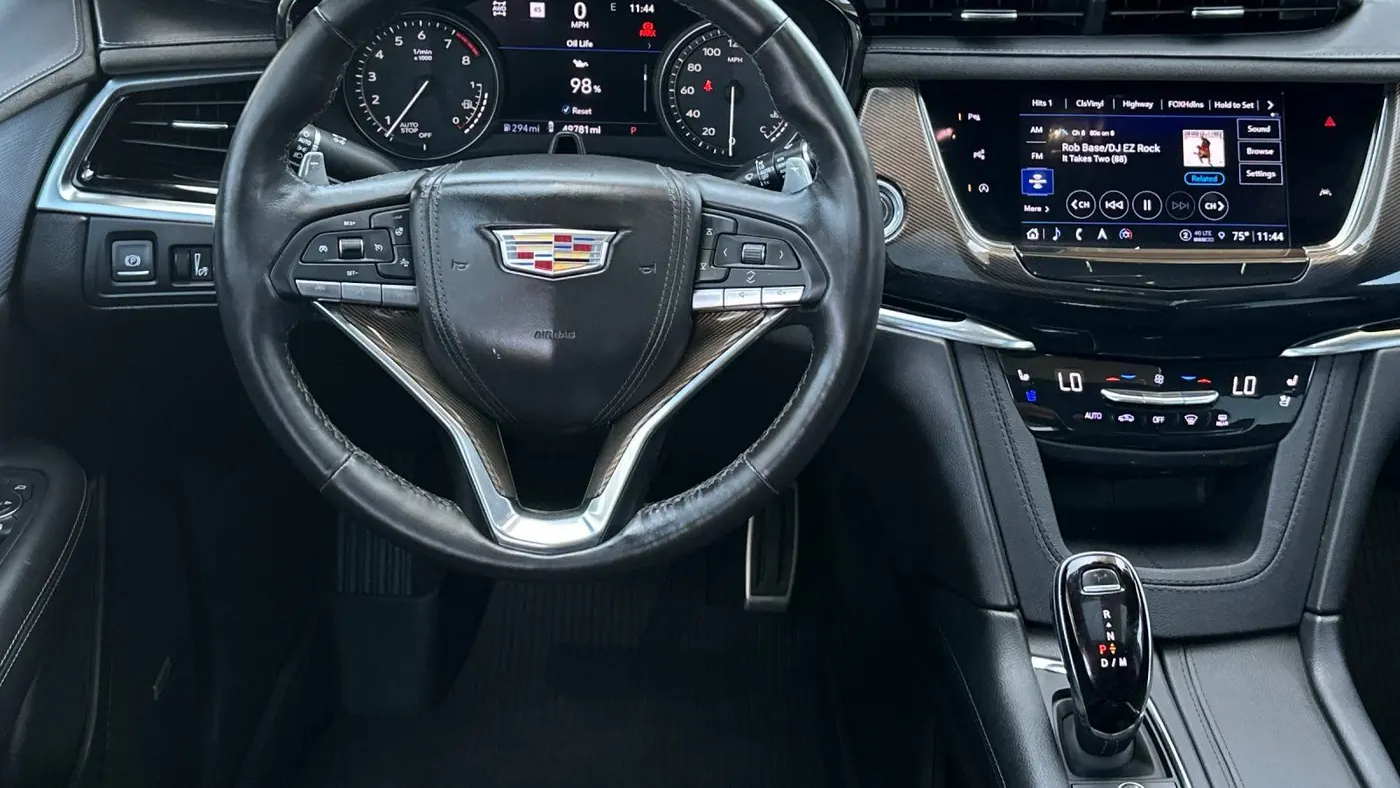 2024 Cadillac XT6 Sport