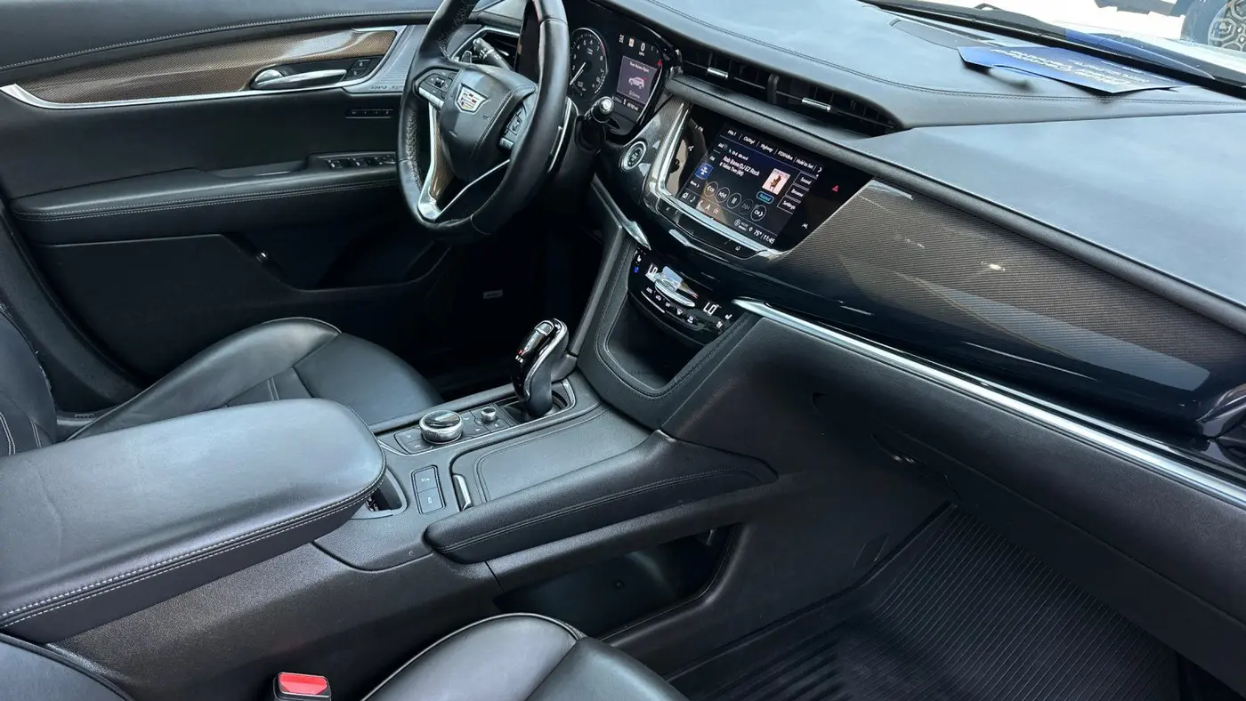 2024 Cadillac XT6 Sport