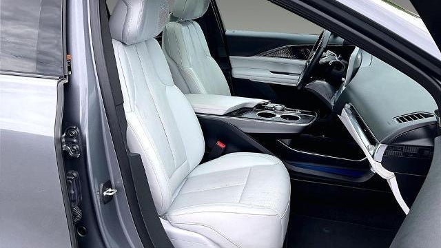 2023 Cadillac LYRIQ Luxury
