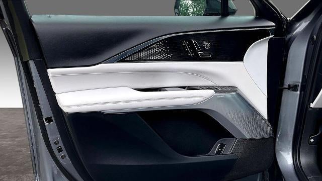 2023 Cadillac LYRIQ Luxury