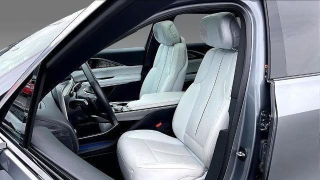2023 Cadillac LYRIQ Luxury
