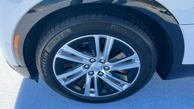 2024 Cadillac LYRIQ Tech