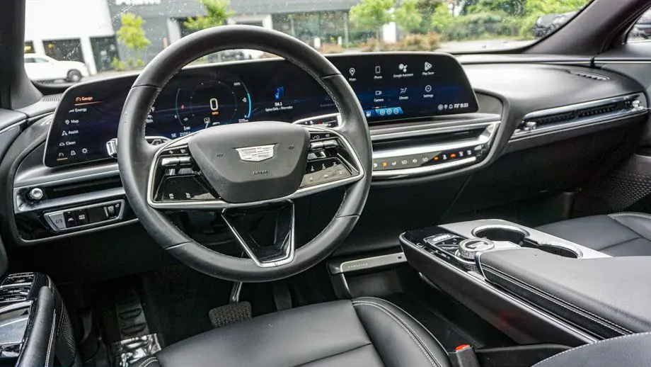 2024 Cadillac LYRIQ Tech
