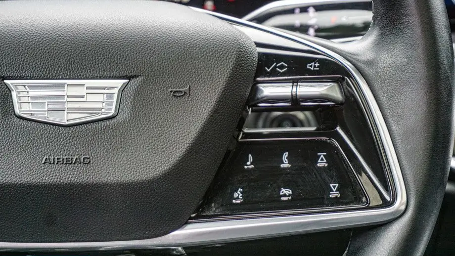 2024 Cadillac LYRIQ Tech