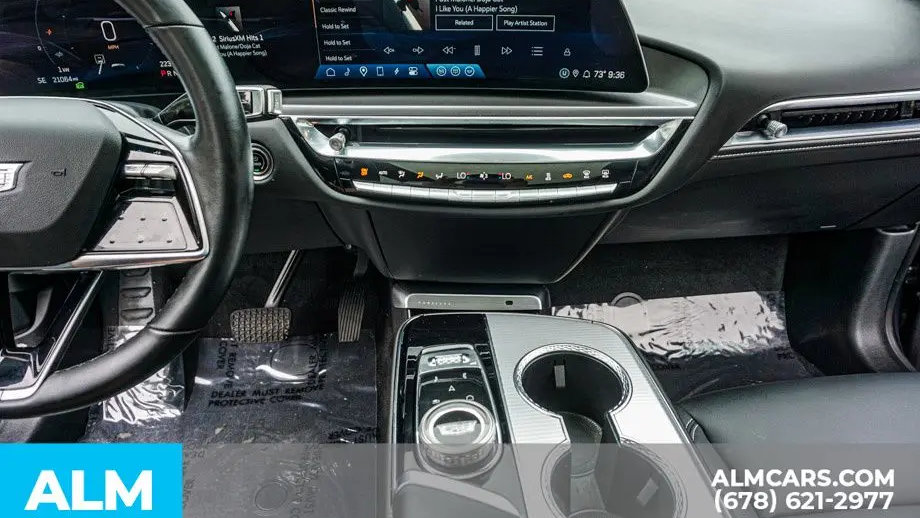 2024 Cadillac LYRIQ Tech